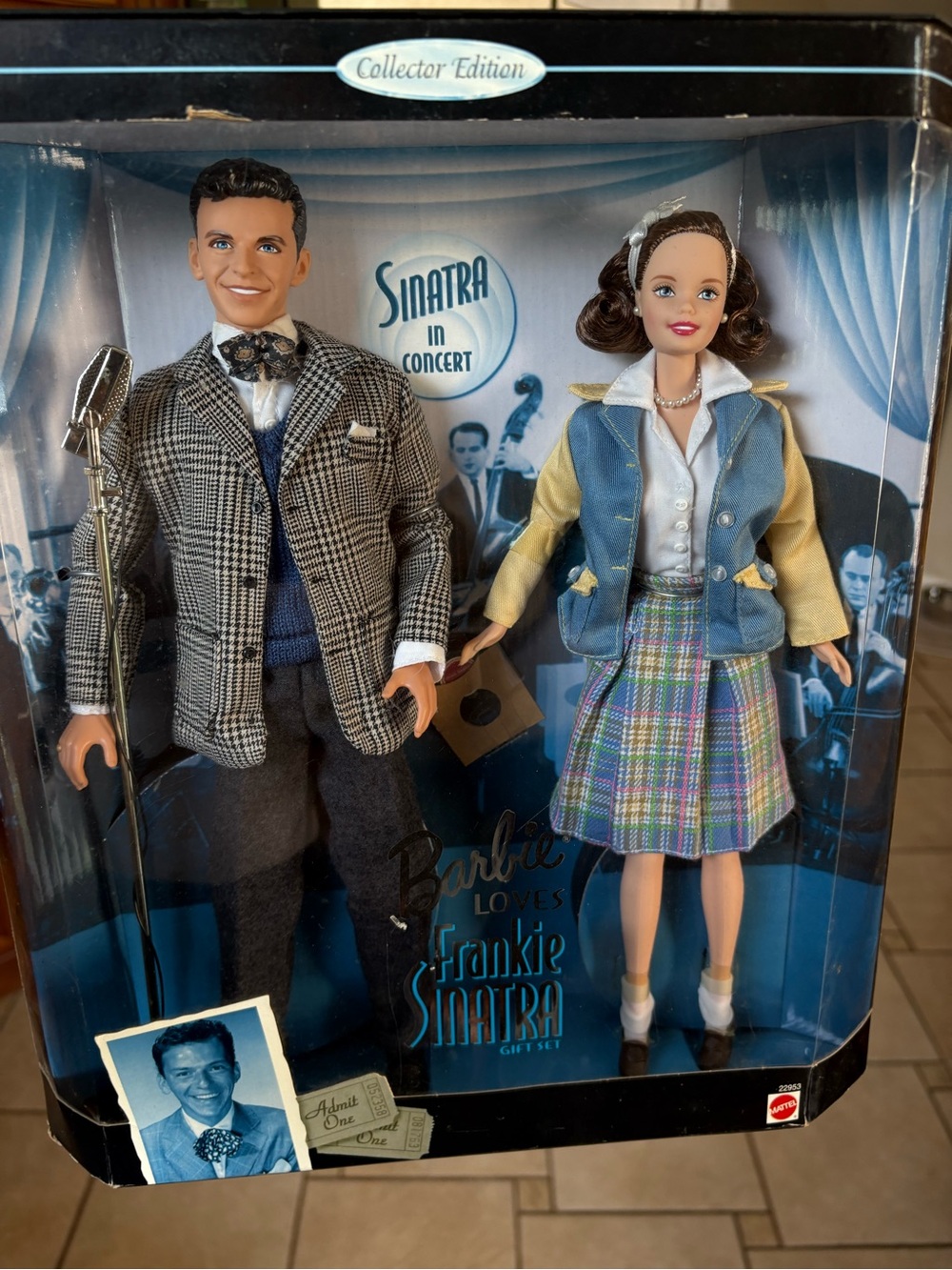 The Barbie Loves Frank Sinatra Collectors Edition Doll Gift Set from 1999 by Mat